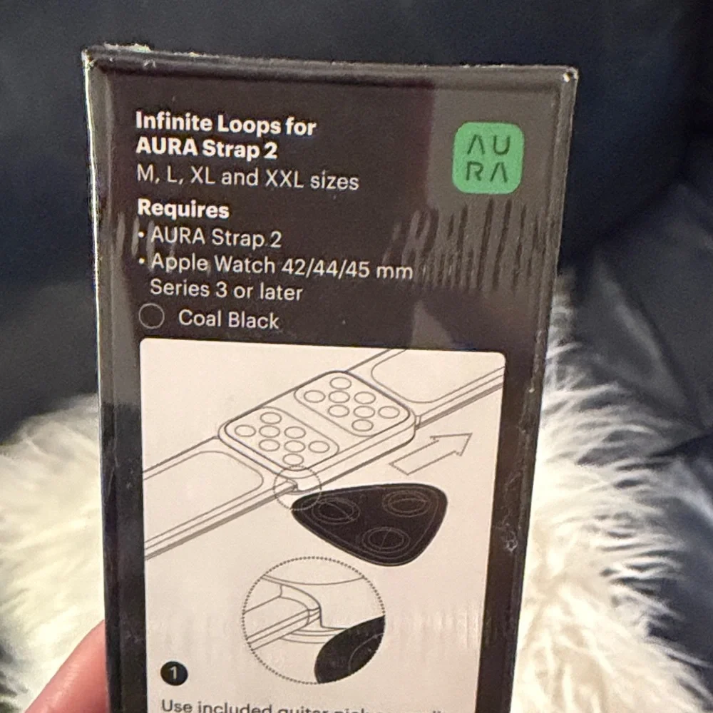 NIP Aura Infinite Loop Black Wearable for Apple Watch 41/44/45